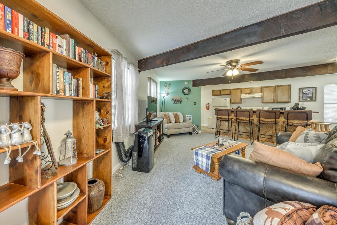 Ruidoso Home With Balcony About 16 Mi To Ski Apache! מראה חיצוני תמונה
