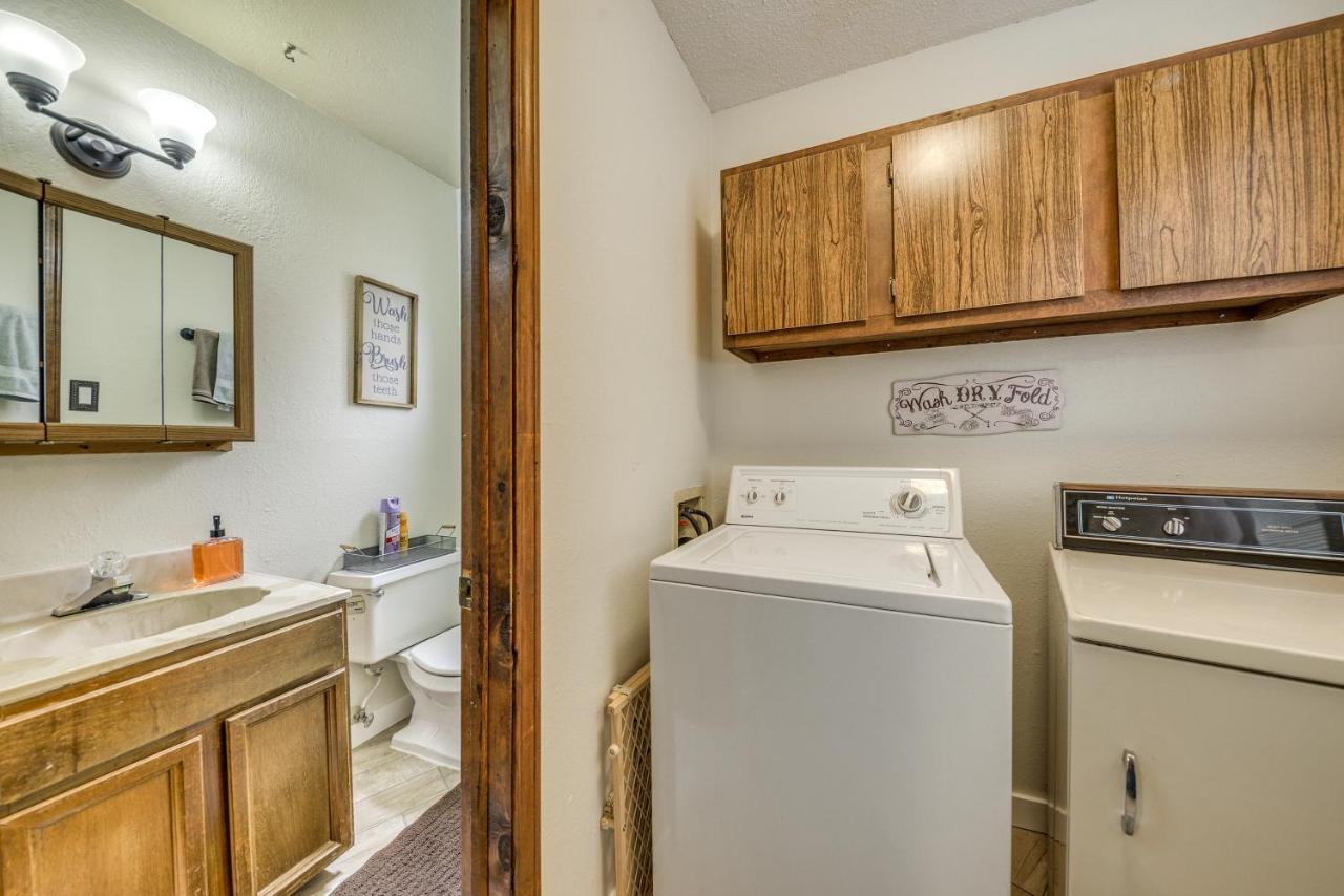 Ruidoso Home With Balcony About 16 Mi To Ski Apache! מראה חיצוני תמונה